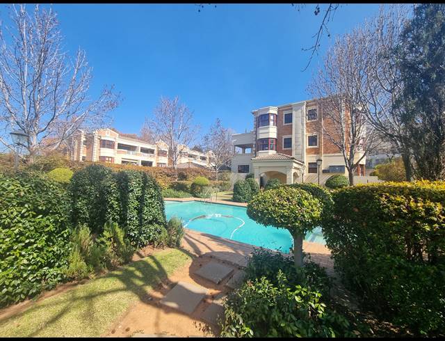 2 BEDROOM APARTMENT RENTED IN BRYANSTON